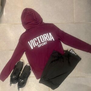 Victoria’s Secret Sport VSX Burgundy Zip Up Hoodie Size XS